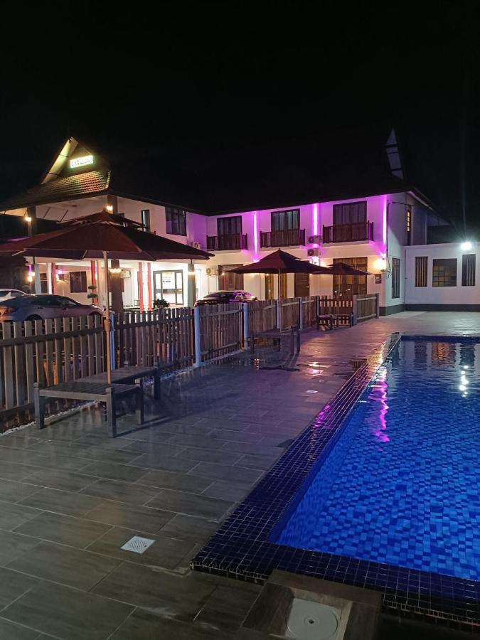 Villa Wanie Inn Setiu Exterior foto